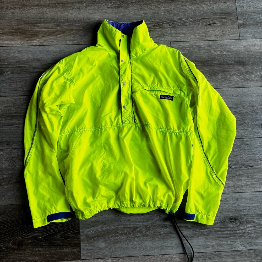 Patagonia neon nylon pullover